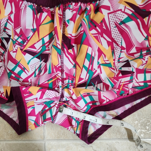 Under Armour Heatgear 3in Running Short - Size Medium - Picture 11 of 11